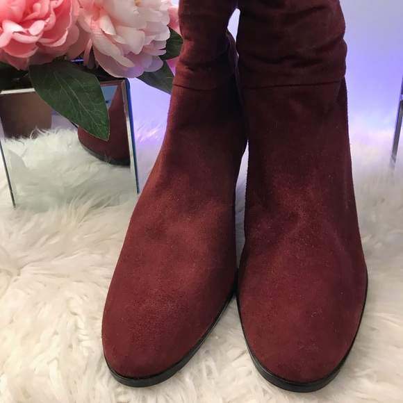 Women’s Boots - Picture 2 of 11